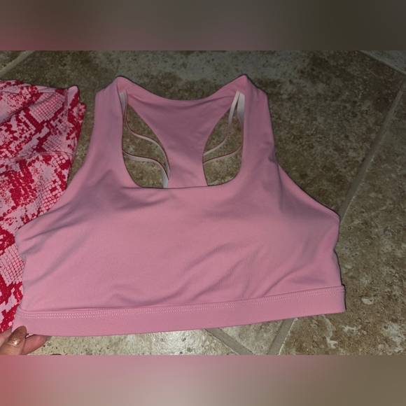 Fabletics matching set - Picture 3 of 4